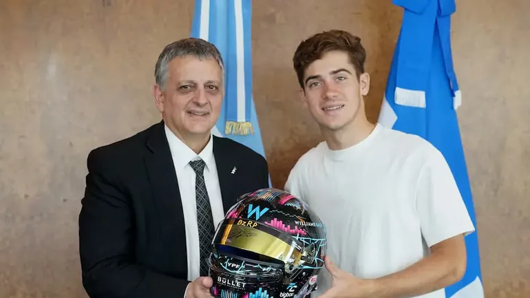 Franco Colapinto se Acerca a la Fórmula 1: Fecha de Debut Revelada por Error