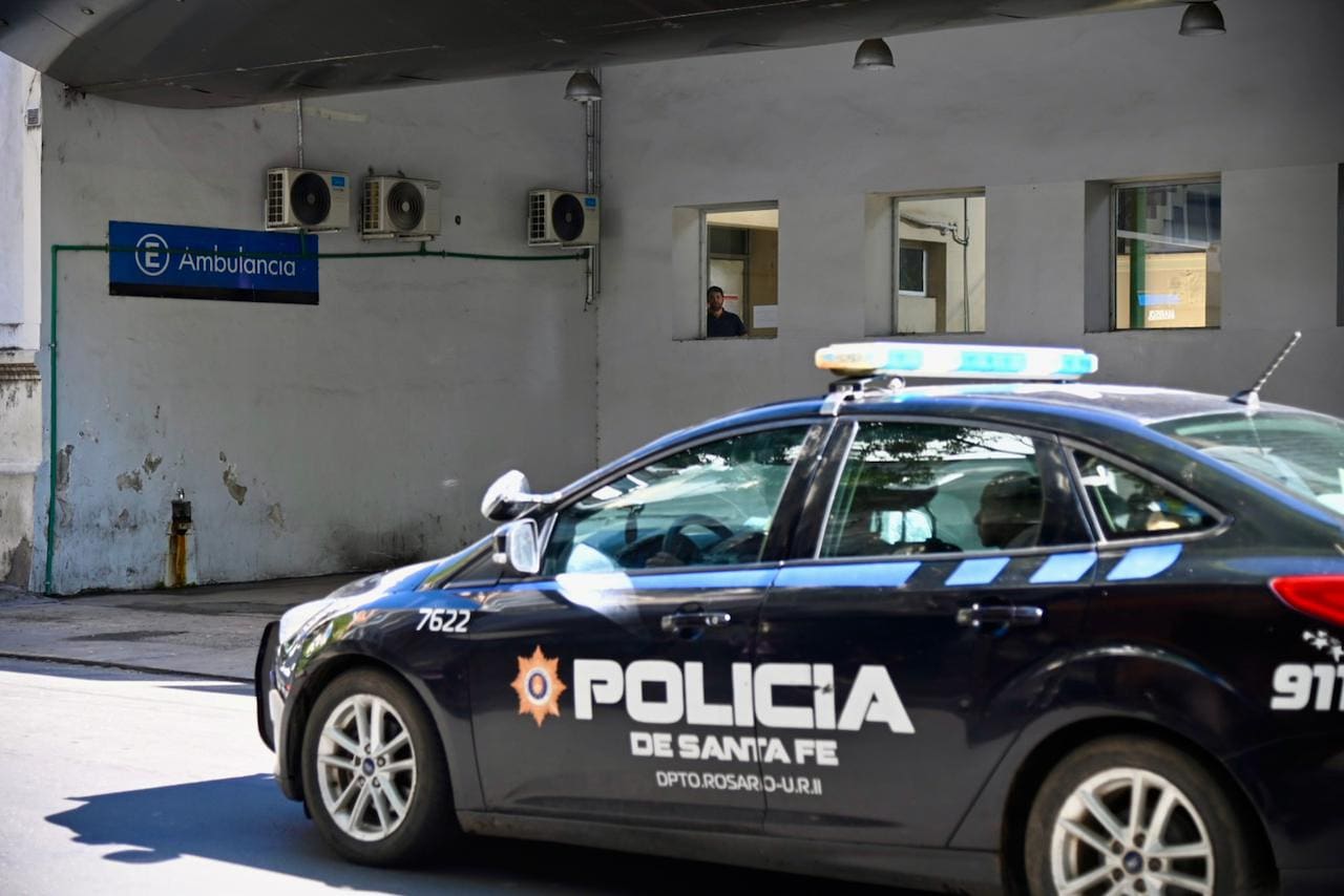 Detienen en Rosario a una policía señalada por pasarle información a su novio sicario