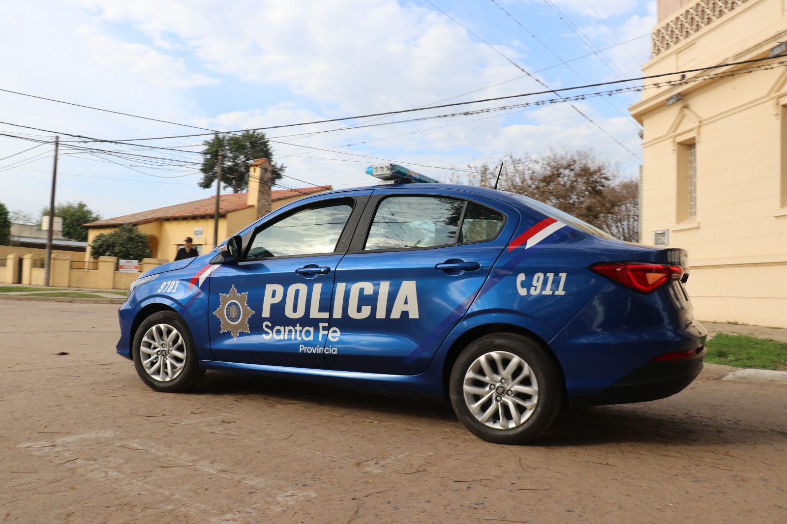 Piden condena de 12 años para policías acusados de abusar de una adolescente