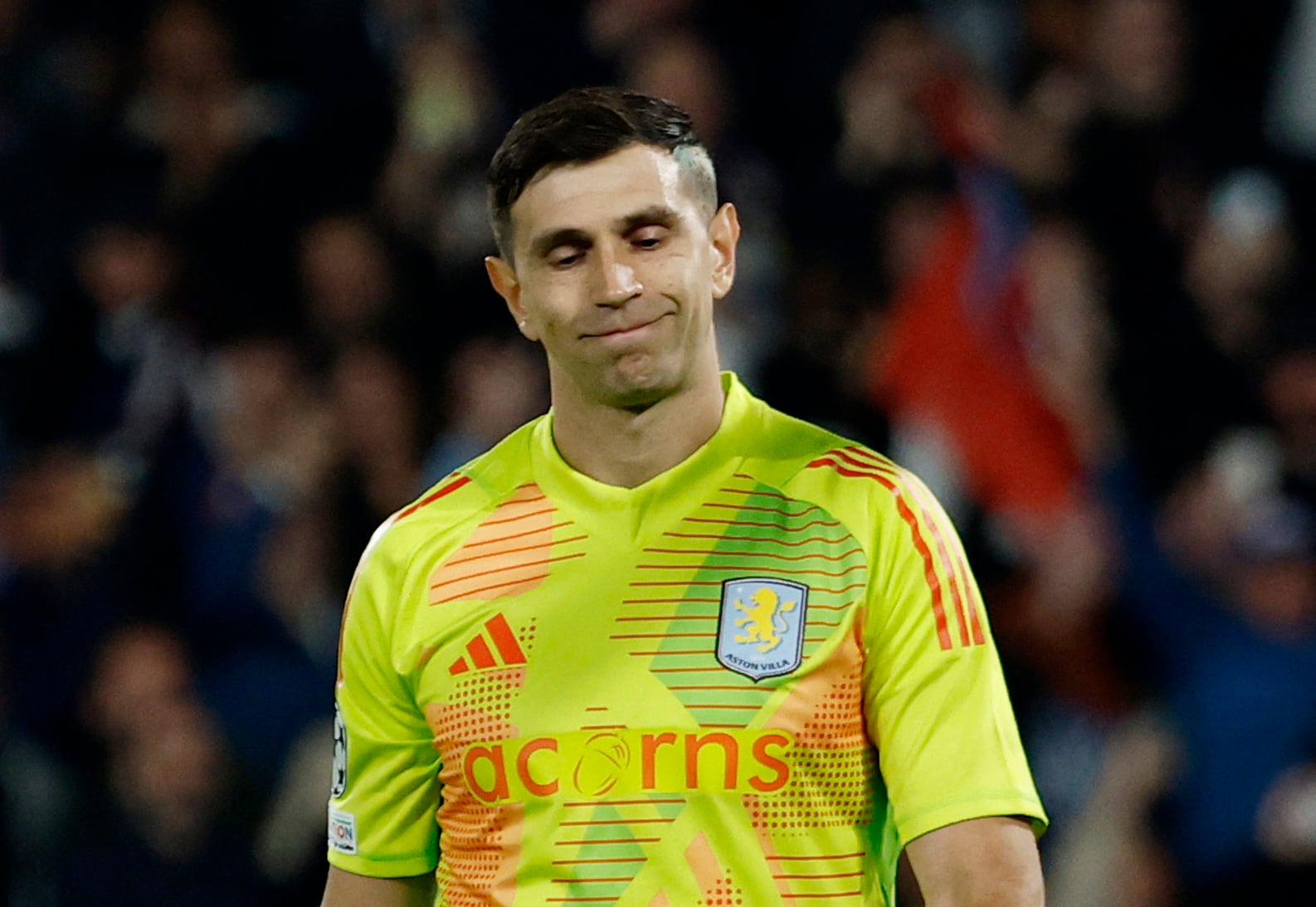 Club Sorpresa Busca Firmar a Emiliano 'Dibu' Martínez