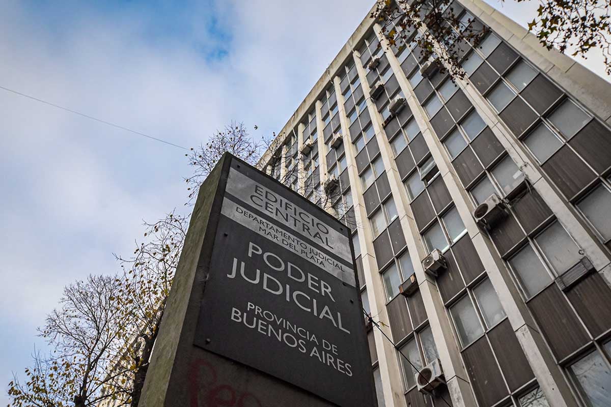 Un pastor evangélico enfrenta juicio por supuesta explotación laboral de jóvenes con adicciones