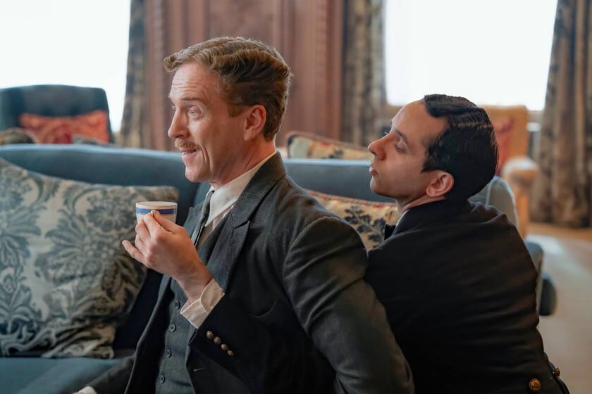 Jim O'Hanlon lleva las intrigas de la aristocracia británica a la comedia con «Fackham Hall»