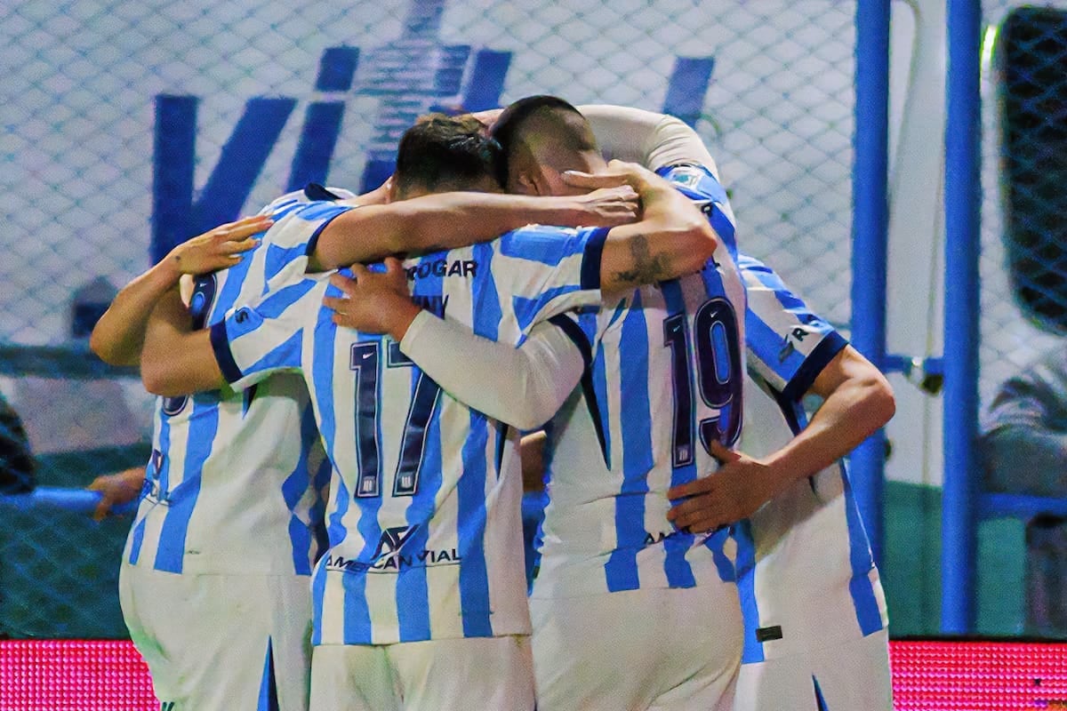 La Academia arrancó la vendimia con dos goles y se llevó el botín de Río Cuarto