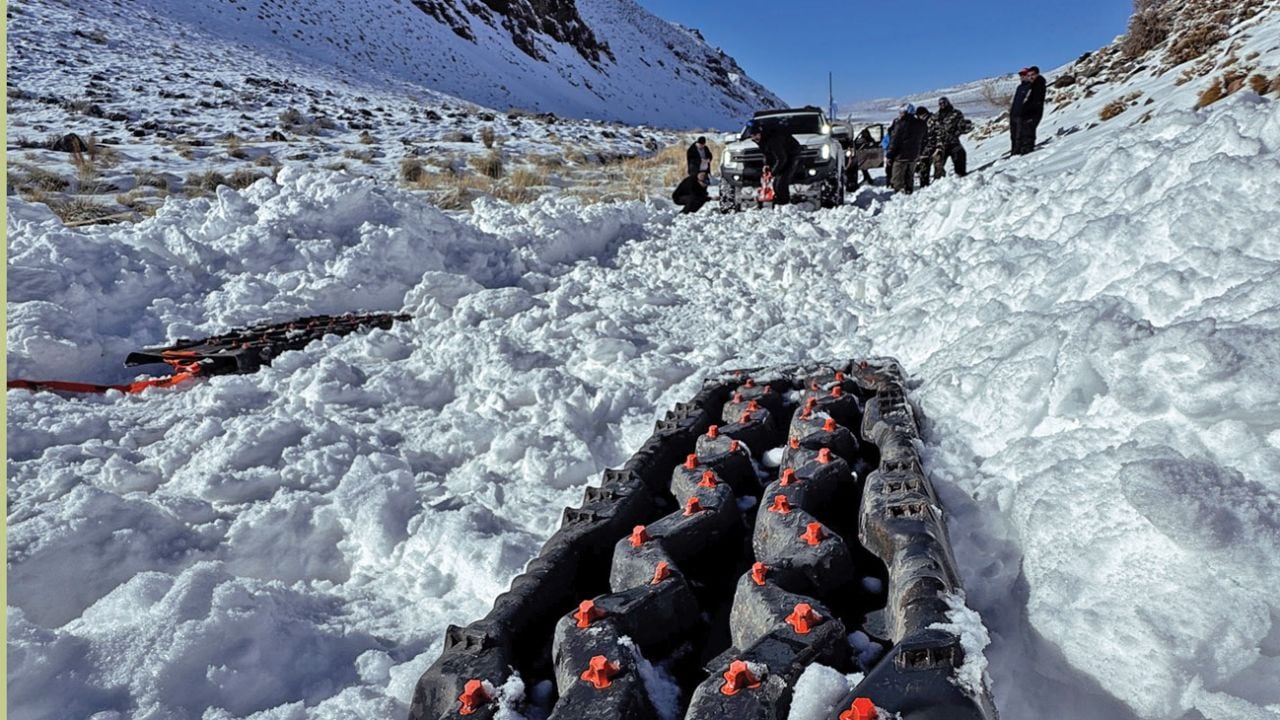El Carqueque: 82 kilómetros sin asfalto que cruzan la cordillera mendocina entre quebradas, castillos y nieve