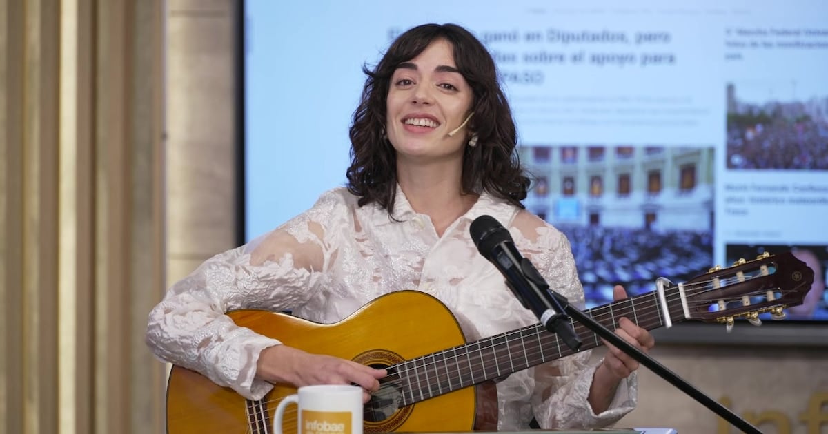 Zoe Gotusso despide un año de escenarios en el Coliseo con su espectáculo más ambicioso