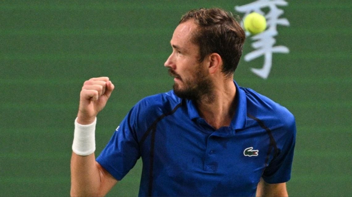 La vendimia sigue: Jódar y Medvedev se cruzan en una semifinal que pinta para clásico en Shanghái