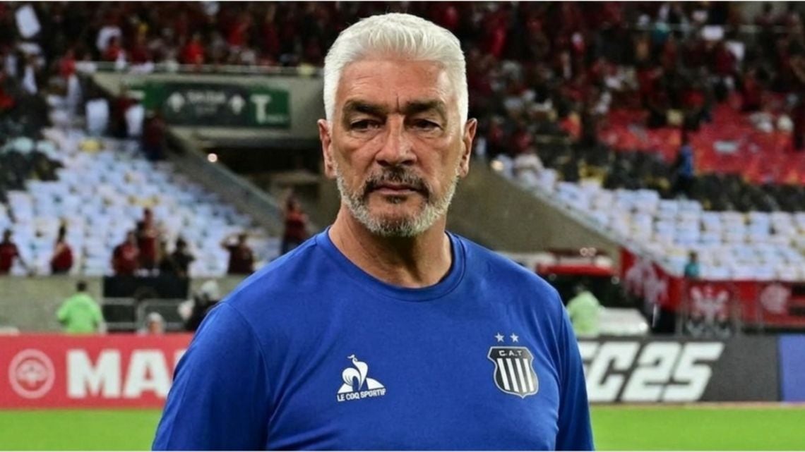 Talleres cosecha otra vez en zona de nadie: la vendimia viene seca y De Felippe lo sabe