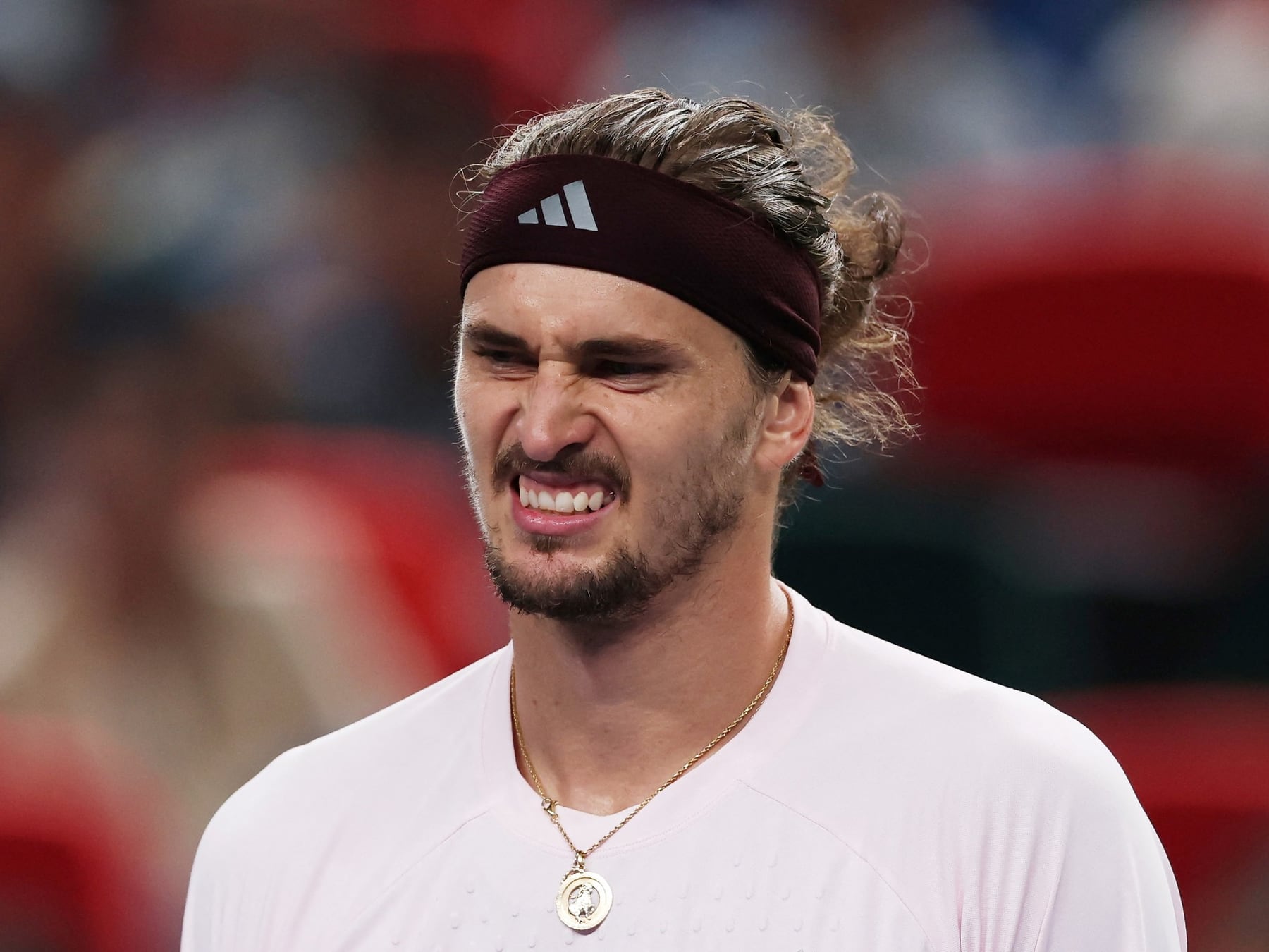 Vendimia ajena: Zverev se quedó sin energía y la final de Shanghái será española contra española