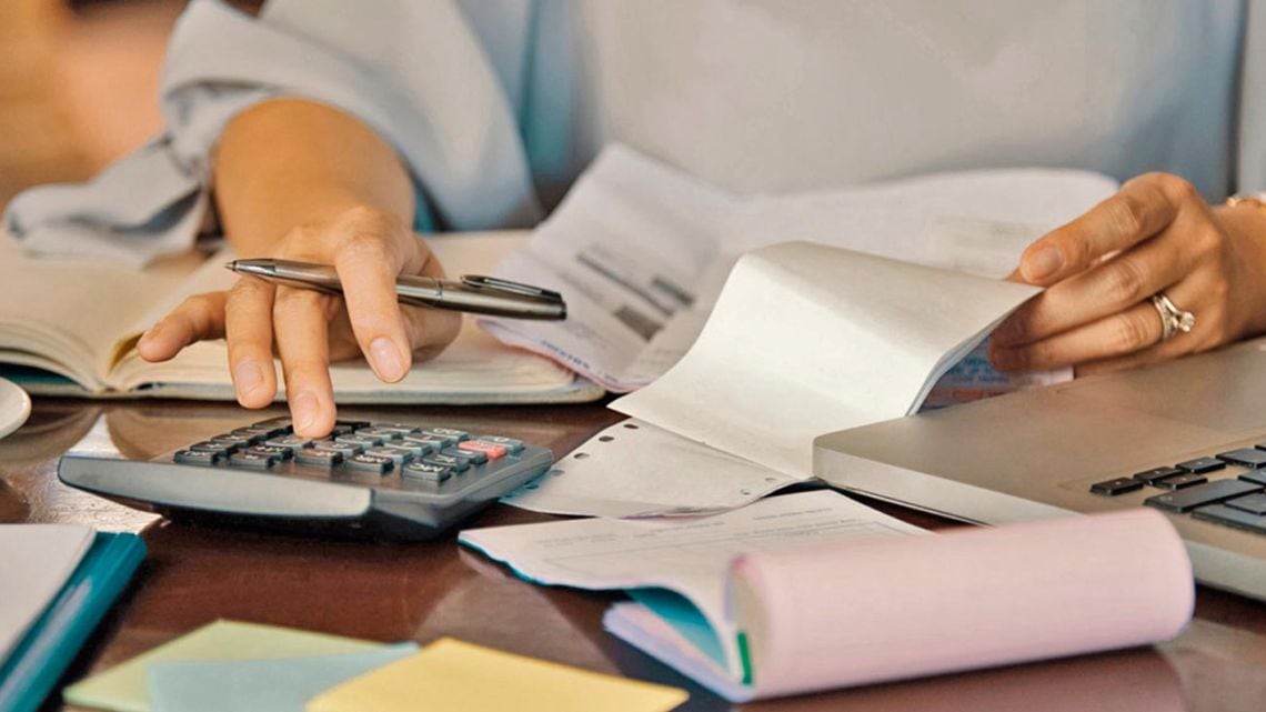 La mora familiar trepó al 12,81% en agosto y duplica con holgura el piso de 2025