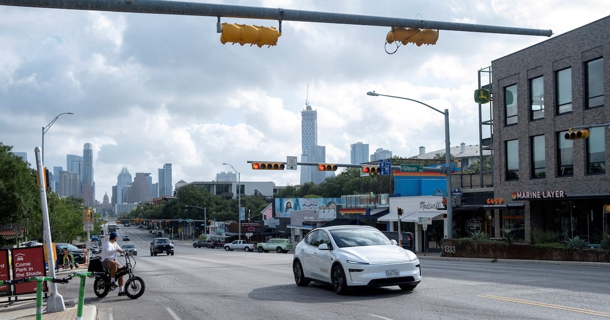 Robotaxis en Estados Unidos: el Congreso no reguló y los municipios sacan sus propias reglas