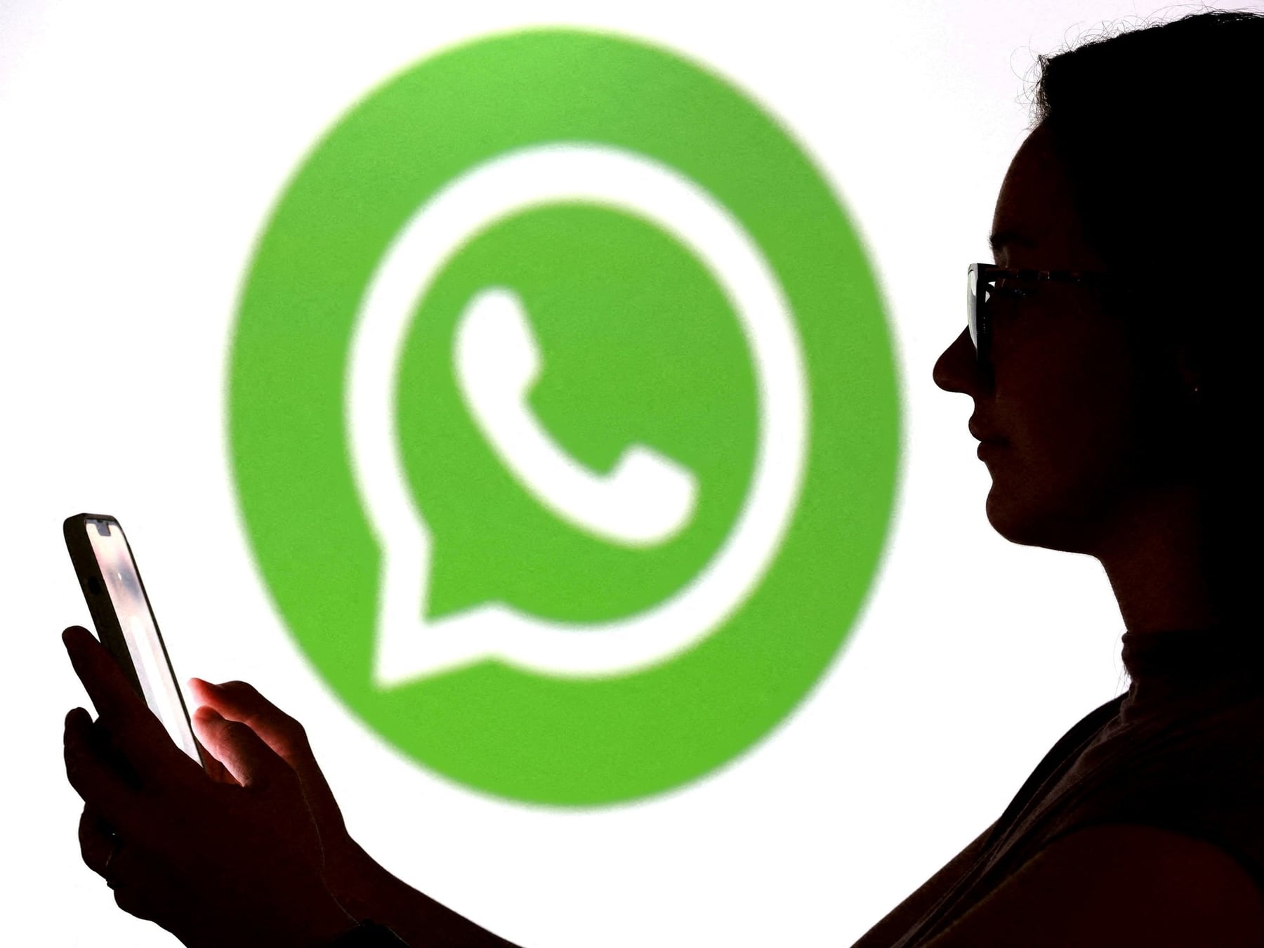 Cuidá tu cuenta: cómo saber si alguien más tiene abierto tu WhatsApp y cerrarlo en segundos