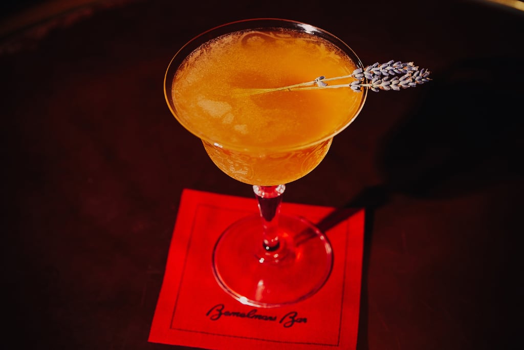 El bar con piano del Claridge recuperó su estilo histórico y volvió a recibir público